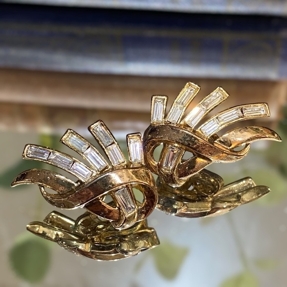 Crown Trifari Alfred Philippe Rhinestone Earrings Baguette Channel Setting Gold - Picture 3 of 11
